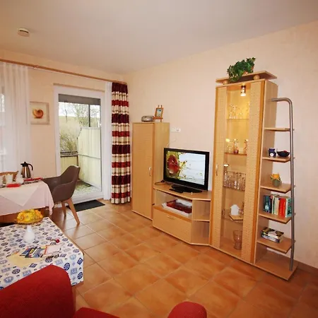 Haus Am Kurpark 2 Apartament *